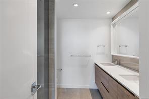 1208-363 Tyee Rd — listing photo 25 of 37