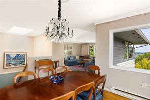 3656 Cadboro Bay Rd — listing photo 21 of 75
