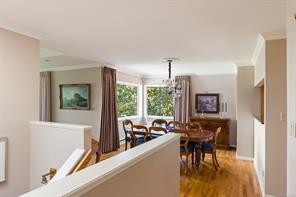 3656 Cadboro Bay Rd — listing photo 22 of 75