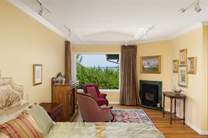 3656 Cadboro Bay Rd — listing photo 26 of 75