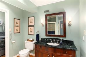 3656 Cadboro Bay Rd — listing photo 33 of 75