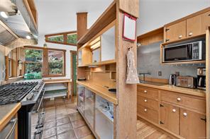 521 Beddis Rd — listing photo 16 of 62