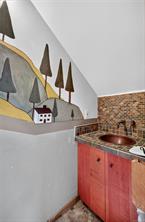 521 Beddis Rd — listing photo 22 of 62