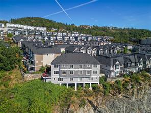 1157 Moonstone Loop — listing photo 31 of 34