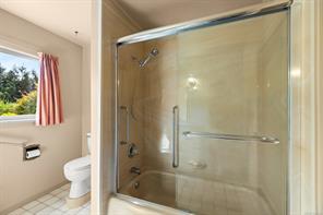 8620 Forest Park Pl — listing photo 21 of 48