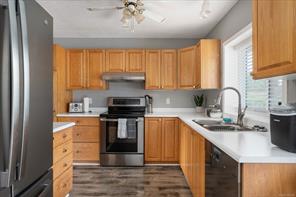 672 Foster Dr — listing photo 16 of 53