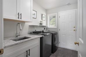 672 Foster Dr — listing photo 33 of 53