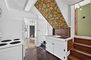 131 Milburn Dr — listing photo 24 of 37