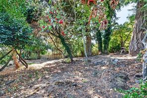 131 Milburn Dr — listing photo 34 of 37