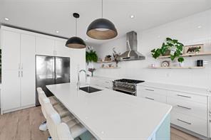 399 Thetis Dr — listing photo 14 of 54