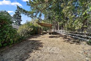 675 Kilmalu Rd — listing photo 27 of 32