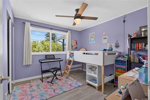 375 Temple St — listing photo 25 of 43