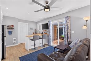 375 Temple St — listing photo 34 of 43