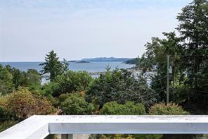 3481 Grilse Rd — listing photo 18 of 37