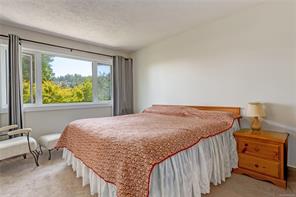 4915 Denford Pl — listing photo 17 of 41