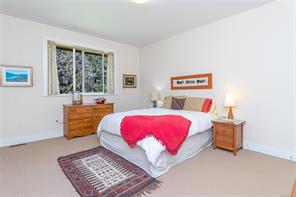 6-5315 Miller Rd — listing photo 18 of 35