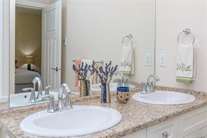 6-5315 Miller Rd — listing photo 20 of 35