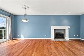 256 King Rd — listing photo 14 of 88
