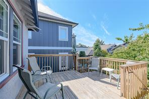 244 Moss St — listing photo 14 of 42