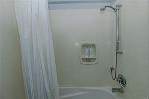 244 Moss St — listing photo 18 of 42