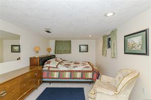 244 Moss St — listing photo 24 of 42