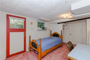 244 Moss St — listing photo 26 of 42