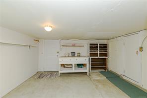 244 Moss St — listing photo 28 of 42