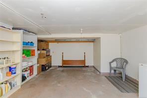 244 Moss St — listing photo 31 of 42