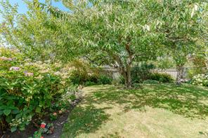 244 Moss St — listing photo 34 of 42