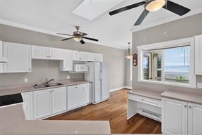 410-220 Island Hwy — listing photo 29 of 47