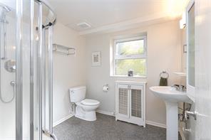 1030 Joan Cres — listing photo 18 of 41
