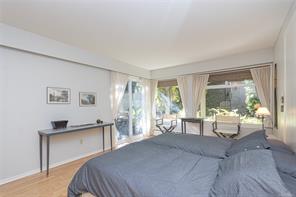 1030 Joan Cres — listing photo 19 of 41