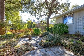 1030 Joan Cres — listing photo 27 of 41