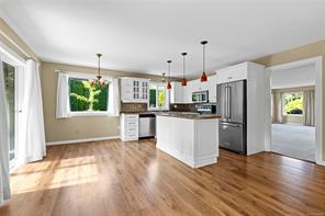 662 Redwood Dr — listing photo 18 of 38