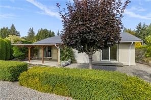 662 Redwood Dr — listing photo 32 of 38