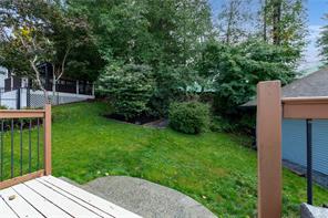 809 Willowcrest Rd — listing photo 16 of 66