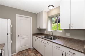 809 Willowcrest Rd — listing photo 35 of 66