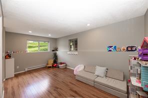 809 Willowcrest Rd — listing photo 39 of 66