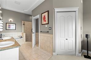 144-3666 Royal Vista Way — listing photo 23 of 28