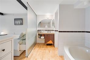206-1030 Meares St — listing photo 23 of 32