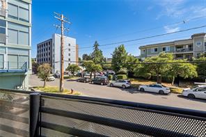 206-1030 Meares St — listing photo 28 of 32