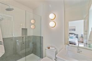 209-2770 Vantilburg Cres — listing photo 14 of 33
