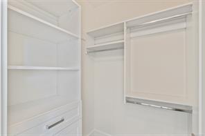 209-2770 Vantilburg Cres — listing photo 15 of 33