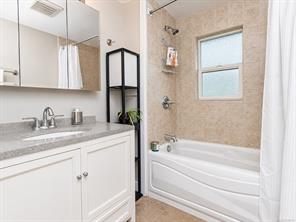 3074 Earl Grey St — listing photo 28 of 44
