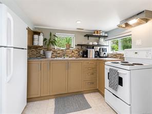 3074 Earl Grey St — listing photo 33 of 44