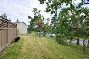 11-3981 Nelthorpe St — listing photo 26 of 52