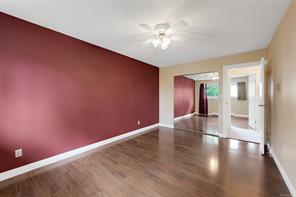 11-3981 Nelthorpe St — listing photo 36 of 52