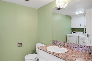 11-3981 Nelthorpe St — listing photo 44 of 52