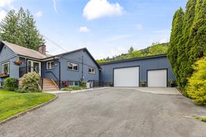 $1,139,000 - 446 Davis Rd, (Du Ladysmith) Duncan British Columbia, V9G 1V5