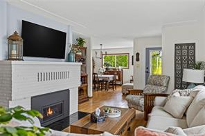 446 Davis Rd — listing photo 15 of 83